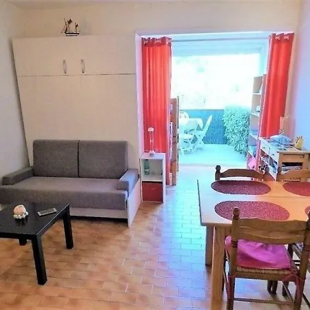Apartmán Maison Des Sarrazins 1 *